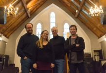 Manela invite à un voyage musical éphémère