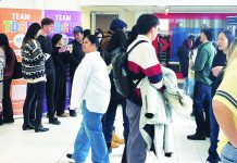 Une foire des carrières tournée vers le bilinguisme